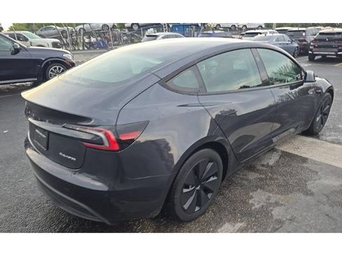 Used 2025 Tesla Model 3 Long Range AWD/4WD image 3