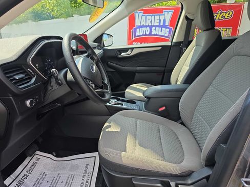 Used 2021 Ford Escape SE w/ Cold Weather Package AWD/4WD image 15