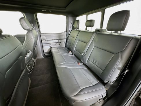 Used 2022 Ford F150 XLT w/ Equipment Group 302A High image 27