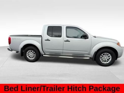 Used 2019 Nissan Frontier SV image 9