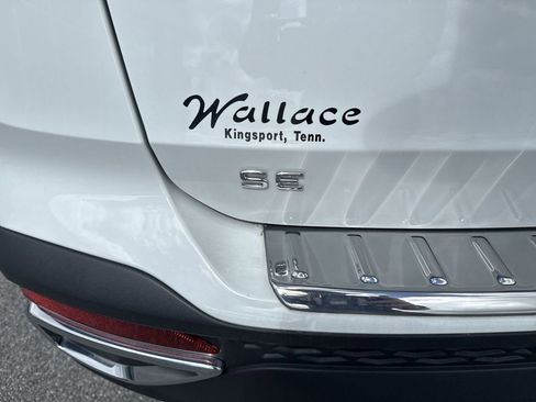 New 2024 Volkswagen Taos SE AWD/4WD image 7