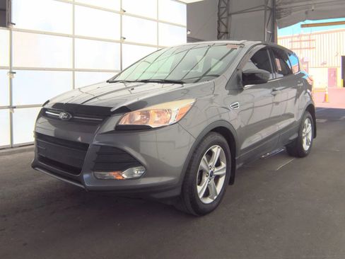 Used 2014 Ford Escape SE image 1