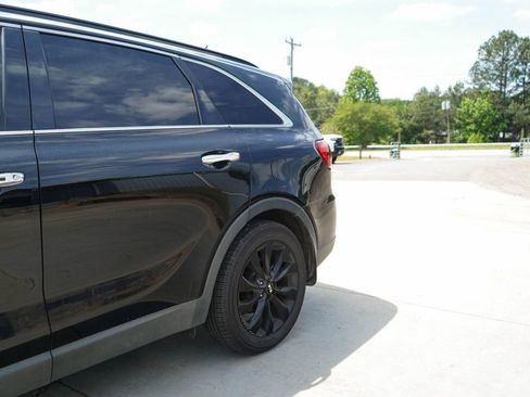 Used 2020 Kia Sorento S FWD image 21