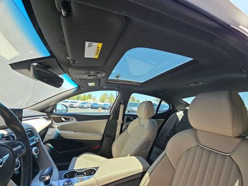 Certified 2023 Genesis G70 2.0T w/ Sport Advanced Package RWD image 29