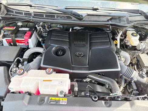 Used 2023 Toyota Tundra SR5 RWD image 17