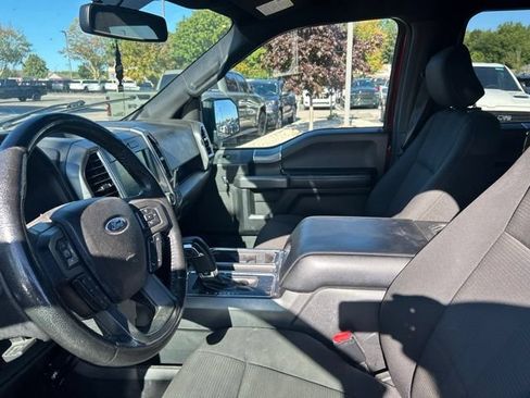 Used 2015 Ford F150 XLT w/ Equipment Group 302A Luxury AWD/4WD image 10