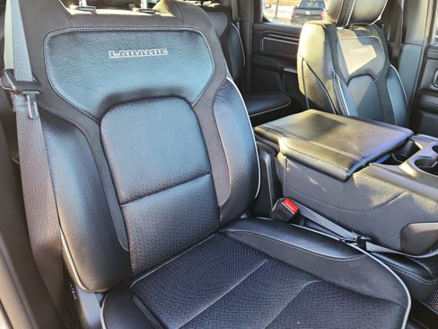 Used 2024 RAM 1500 Laramie image 14