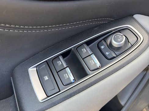Used 2024 Subaru Outback Limited AWD/4WD image 15