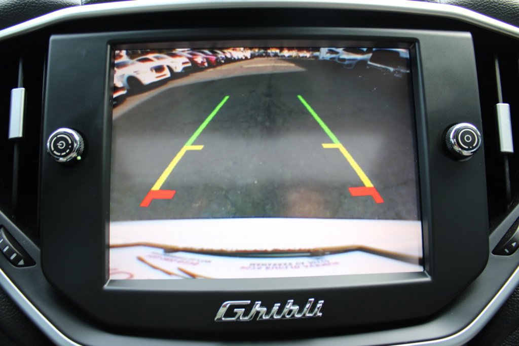 Used 2015 Maserati Ghibli RWD image 22