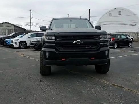 Used 2016 Chevrolet Silverado 1500 LTZ Z71 w/ Midnight Edition AWD/4WD image 3