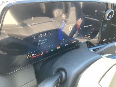 New 2026 Chevrolet Equinox EV LT image 12