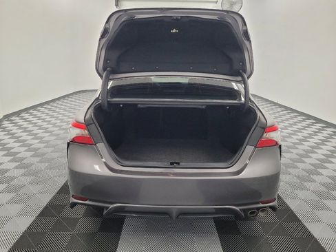 Used 2018 Toyota Camry SE FWD image 29