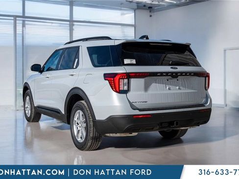 New 2026 Ford Explorer Active image 35