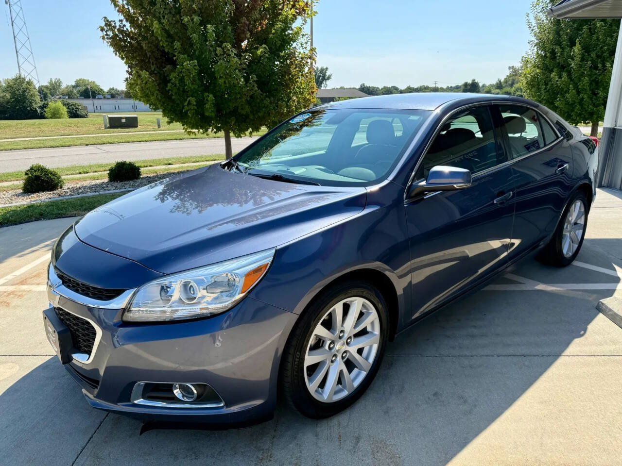 Used 2014 Chevrolet Malibu LT FWD image 4