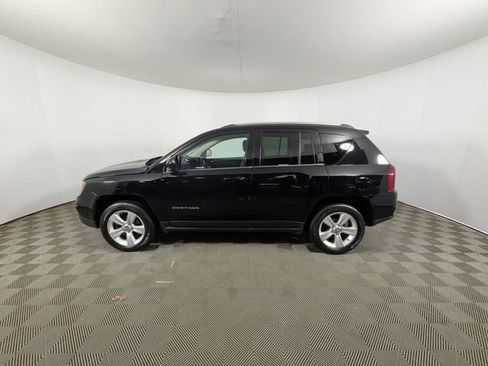 Used 2014 Jeep Compass Latitude FWD image 22
