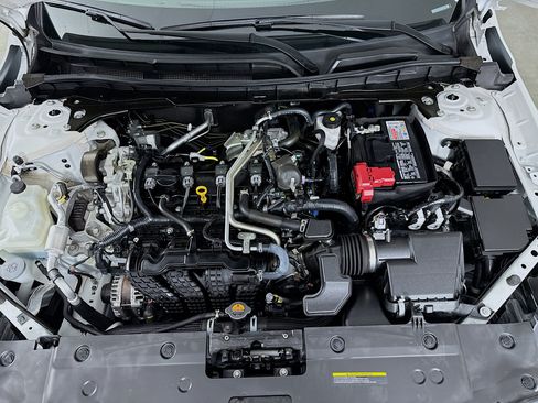 Used 2023 Nissan Altima 2.5 SV w/ SV Premium Package FWD image 32