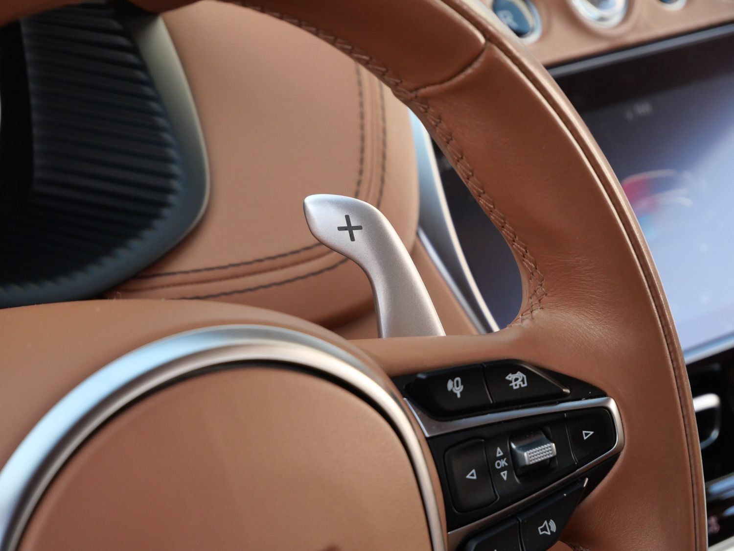 Used 2023 Aston Martin DBX 707 AWD/4WD image 12