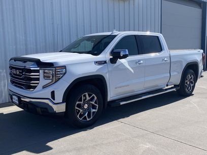 Used 2023 GMC Sierra 1500 SLT w/ SLT Premium Package