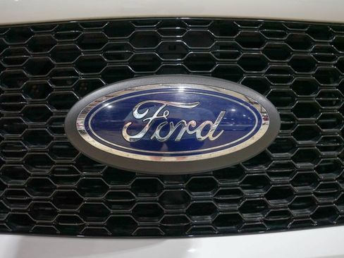 Used 2019 Ford F150 XLT w/ Equipment Group 301A Mid AWD/4WD image 21