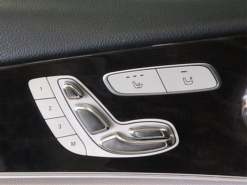 Used 2019 Mercedes-Benz E 300 image 16