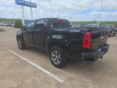 Used 2019 Chevrolet Colorado Z71 image 1