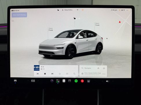 Used 2026 Tesla Model Y AWD image 21