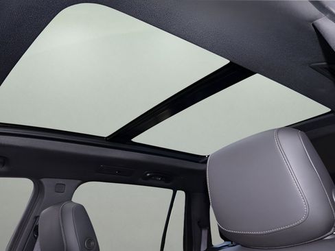 Used 2025 Cadillac XT6 Premium Luxury image 30