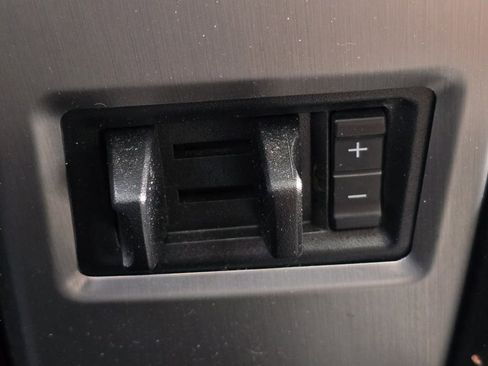 Used 2018 Ford F350 Platinum w/ Platinum Ultimate Package image 15