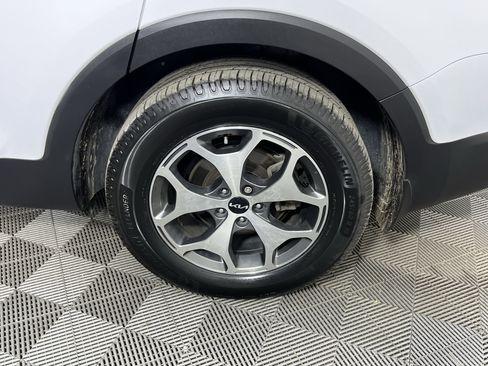 Used 2022 Kia Telluride EX image 20