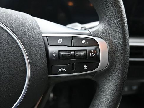 Used 2025 Kia K5 LXS image 17