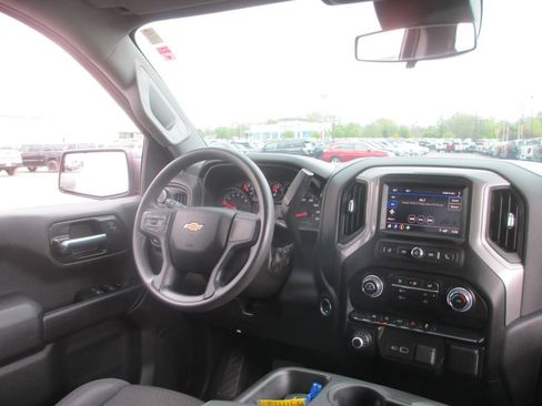 Used 2022 Chevrolet Silverado 1500 Custom image 20