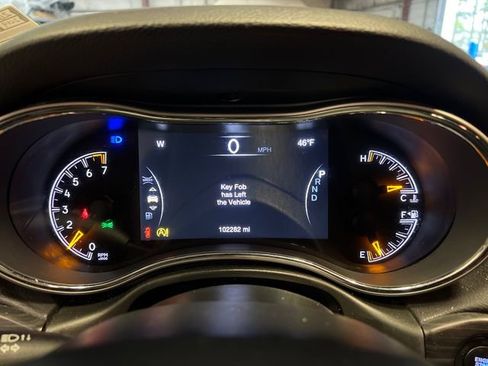 Used 2019 Jeep Grand Cherokee Limited image 23