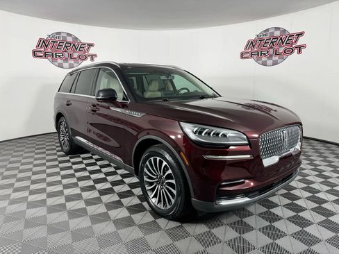 Used 2022 Lincoln Aviator Reserve w/ Elements Package Plus image 9