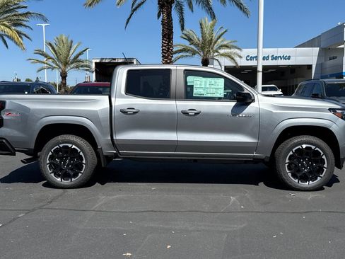 New 2026 Chevrolet Colorado Z71 w/ Technology Package AWD/4WD image 2