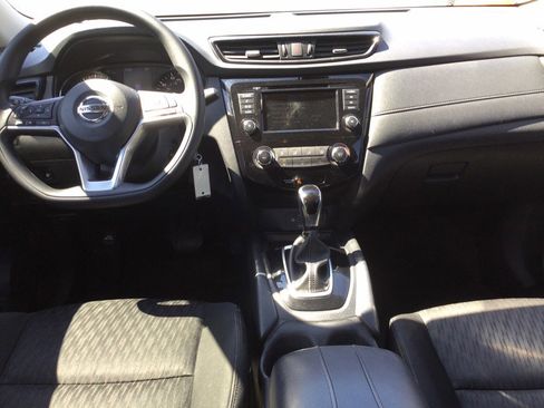 Used 2019 Nissan Rogue S AWD/4WD image 17