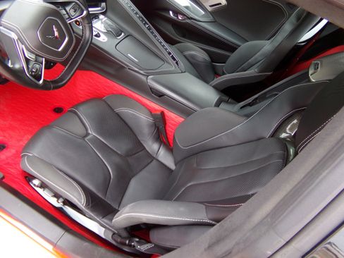 Used 2021 Chevrolet Corvette Stingray Premium Conv w/ Z51 Performance Package RWD image 23