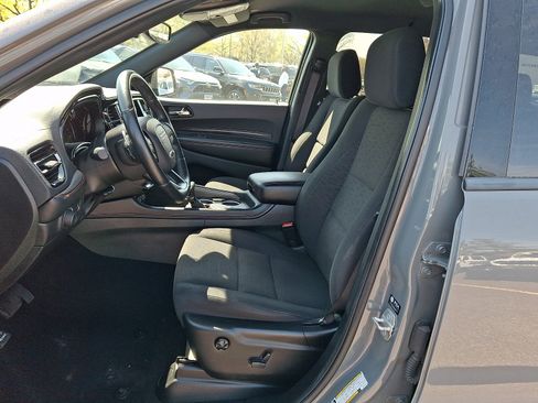 Used 2023 Dodge Durango GT RWD image 14