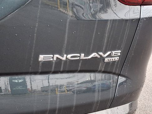 Used 2019 Buick Enclave Premium image 30