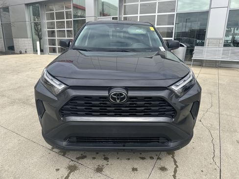 Certified 2025 Toyota RAV4 LE image 5