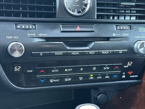 Used 2017 Lexus RX 350 image 23