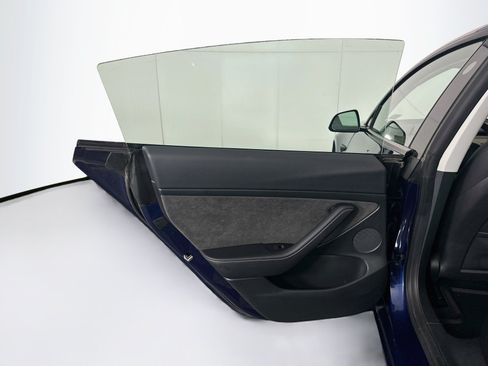 Used 2023 Tesla Model 3 Standard Range RWD image 26