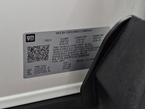 Certified 2025 Chevrolet Trax RS w/ Driver Confidence Package FWD image 26