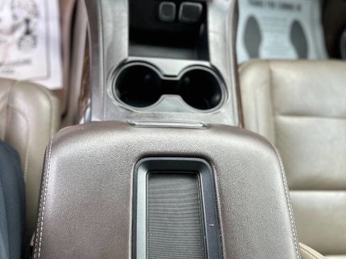 Used 2019 Chevrolet Tahoe LT RWD image 15
