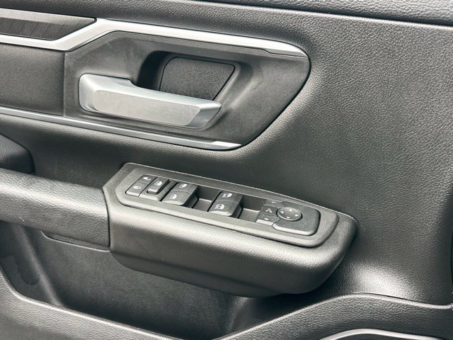 Used 2025 RAM 1500 Big Horn AWD/4WD image 12