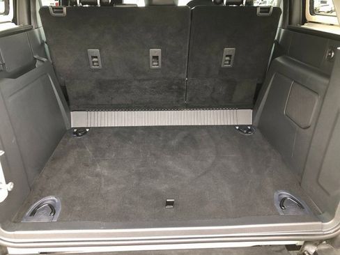 Used 2024 Ford Bronco Wildtrak image 31