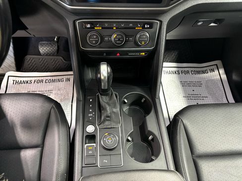 Used 2021 Volkswagen Atlas SE w/ Panoramic Sunroof Package image 37