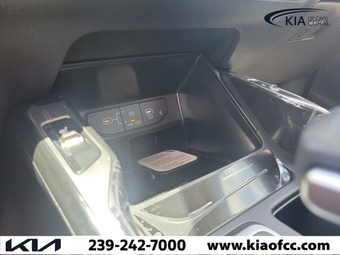 New 2026 Kia Sorento S w/ S Panoramic Sunroof Package AWD/4WD image 32