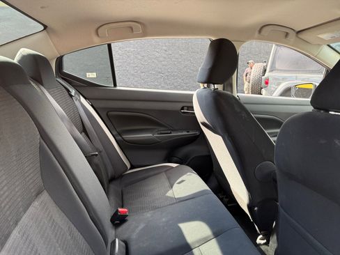 Used 2020 Nissan Versa SV image 17