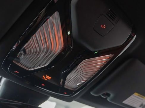 Used 2025 BMW M3 w/ M Carbon Exterior Package image 27