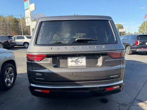 Used 2022 Jeep Wagoneer Series II w/ Rear Seat Video Group 1 image 5